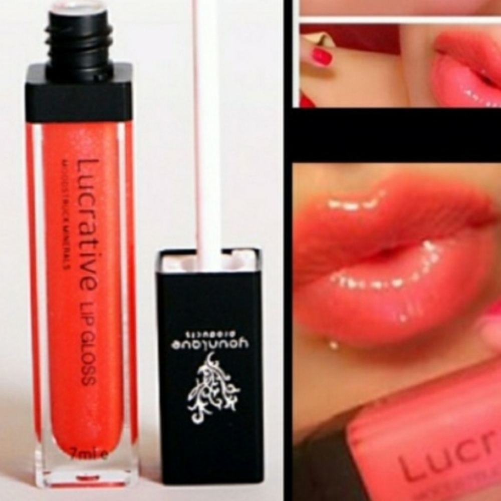 Younique lucrative moodstruck lip gloss